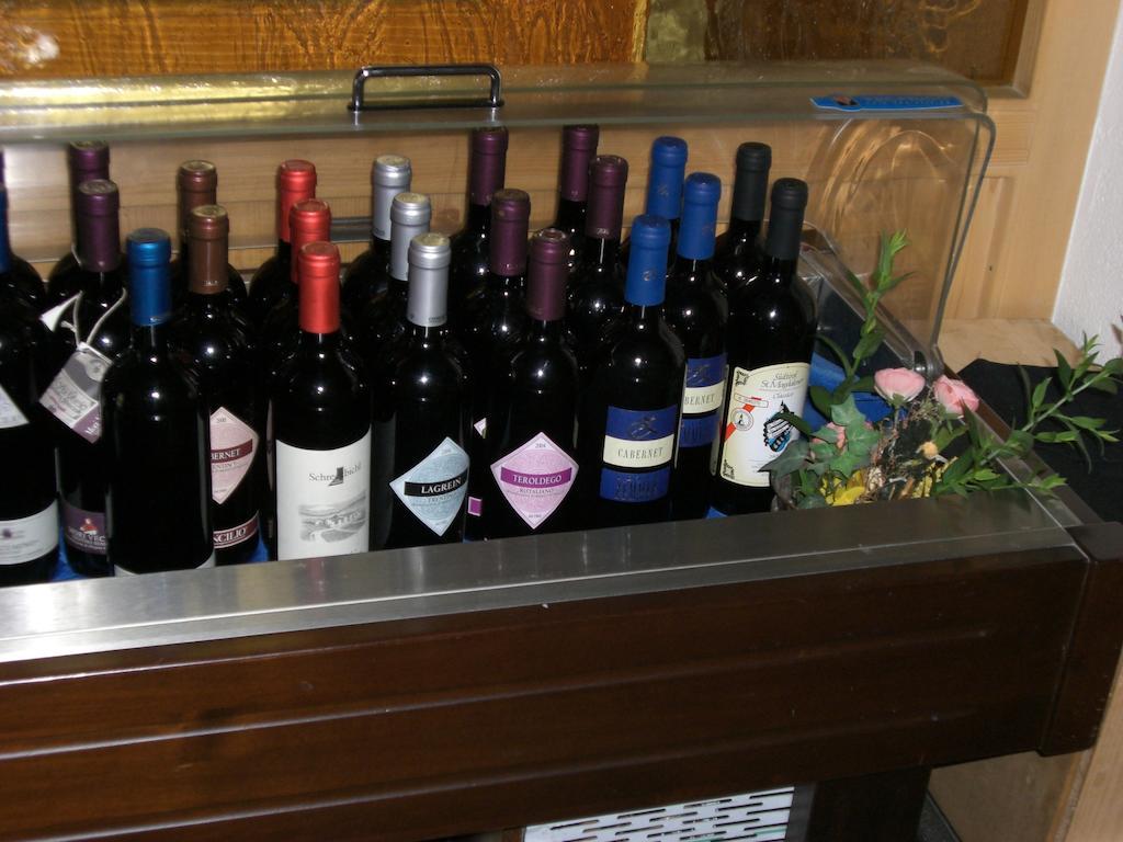 Gasthaus St. Valentin Chiusa Esterno foto